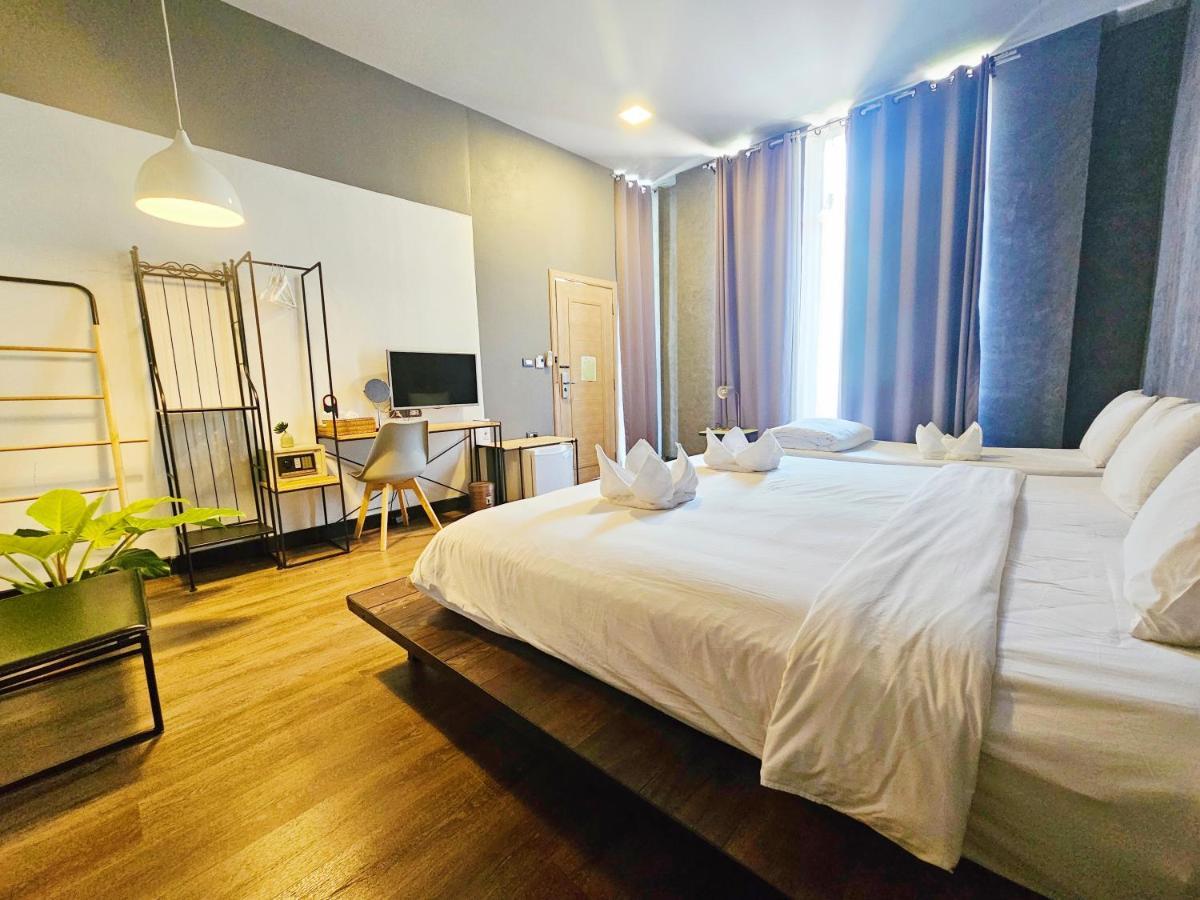 Sherloft Home & Hostel Chiang Mai Dış mekan fotoğraf