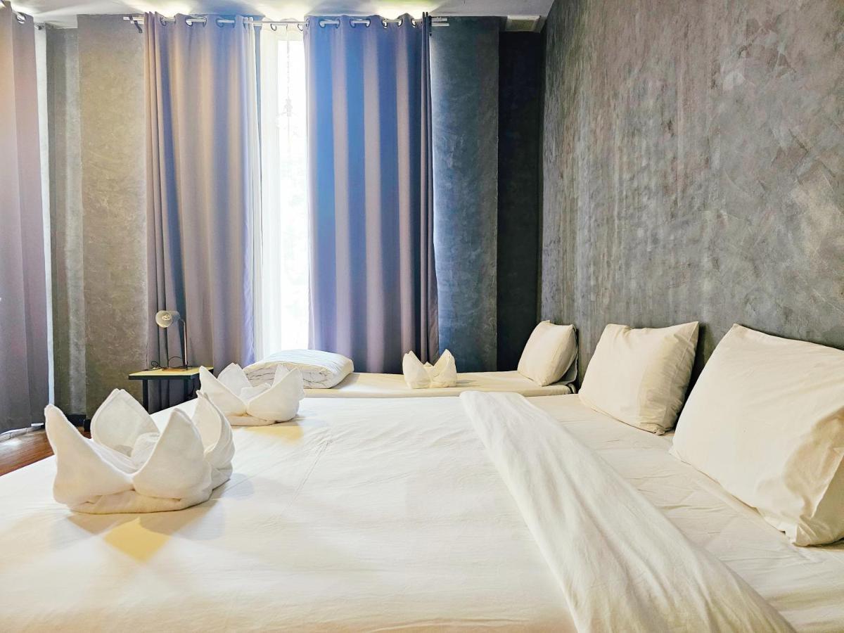 Sherloft Home & Hostel Chiang Mai Dış mekan fotoğraf