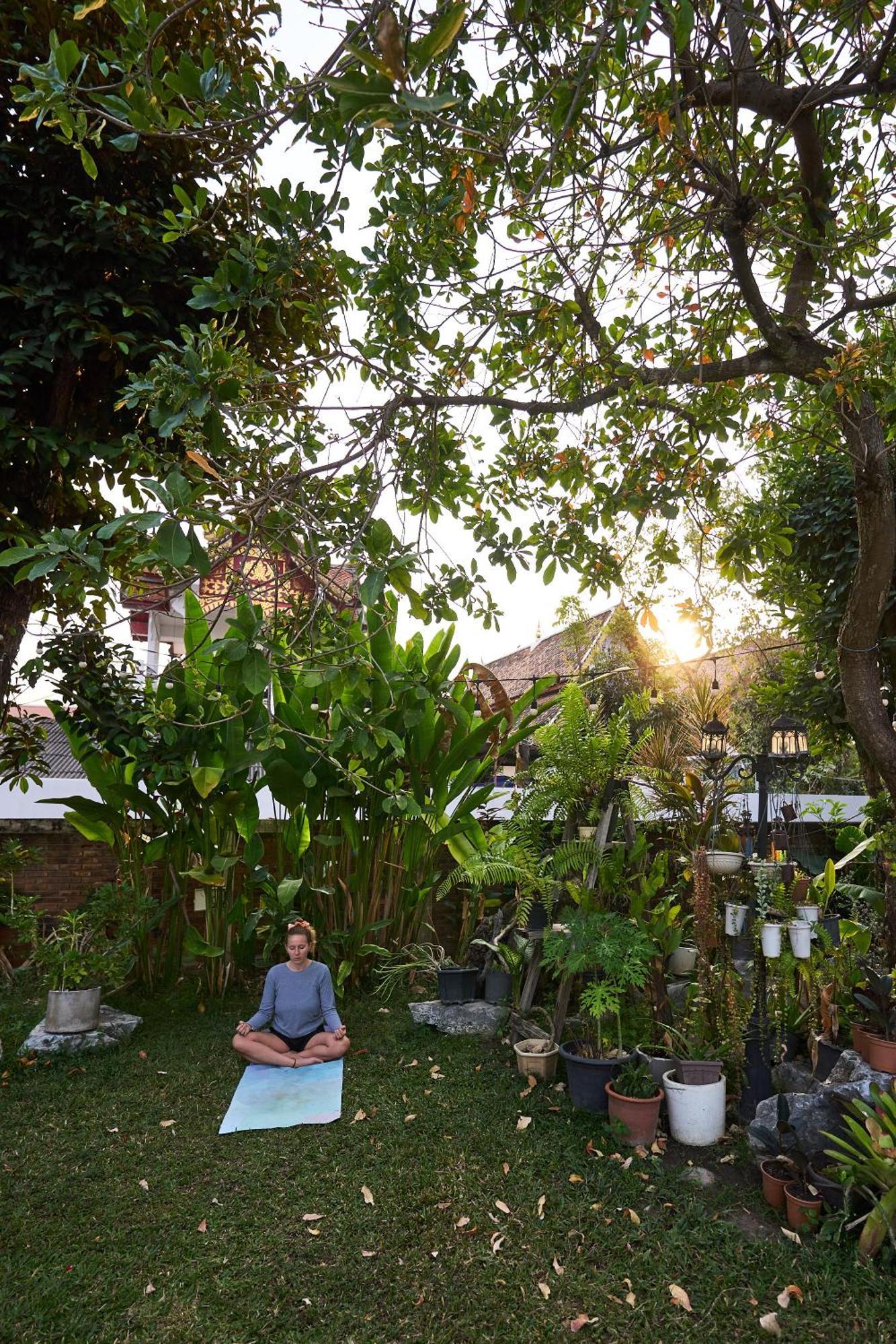 Sherloft Home & Hostel Chiang Mai Dış mekan fotoğraf