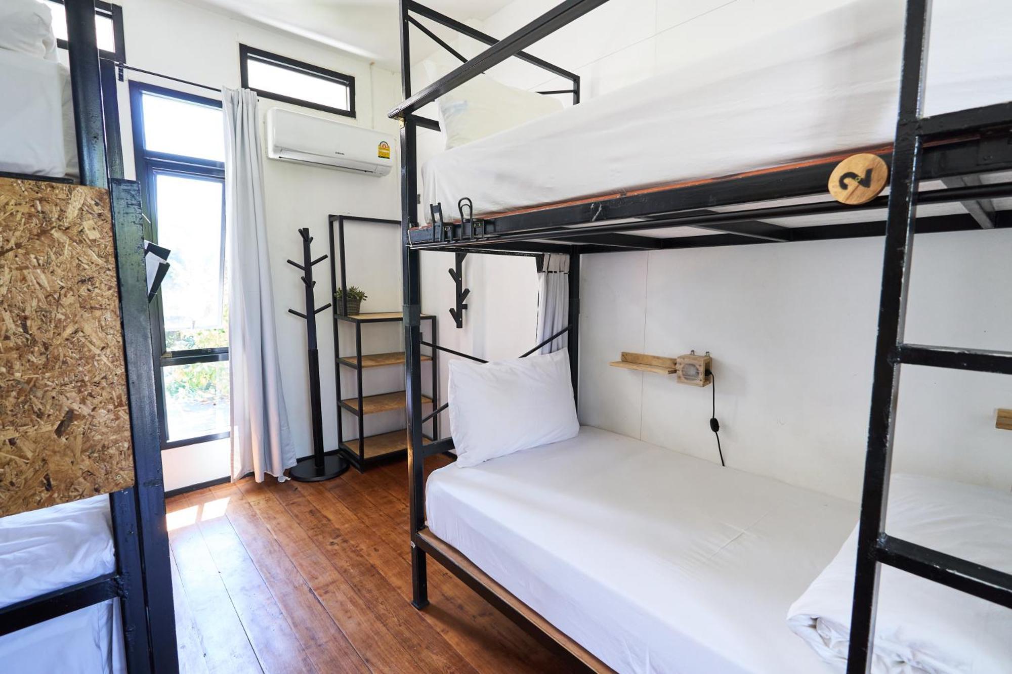 Sherloft Home & Hostel Chiang Mai Dış mekan fotoğraf