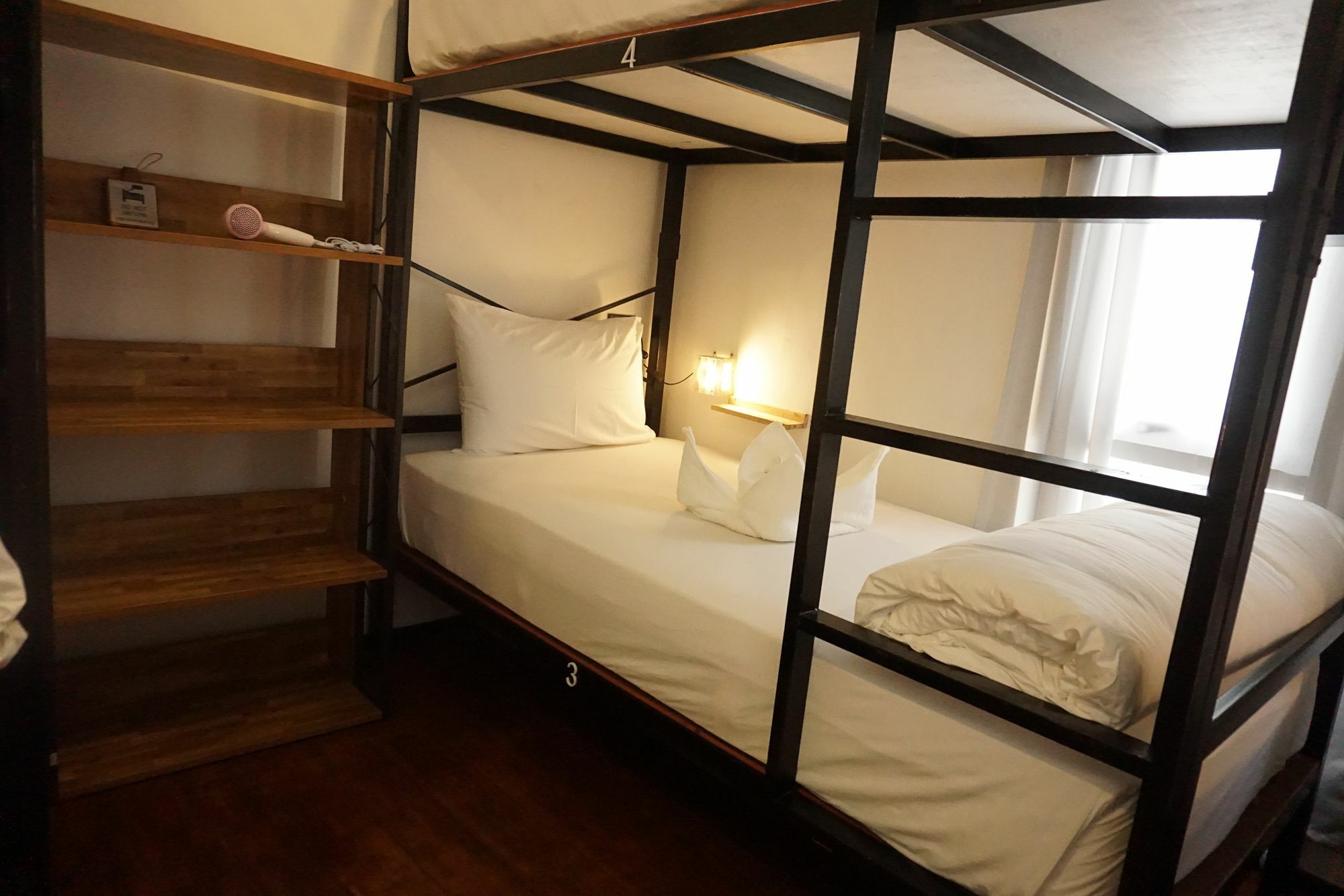 Sherloft Home & Hostel Chiang Mai Dış mekan fotoğraf