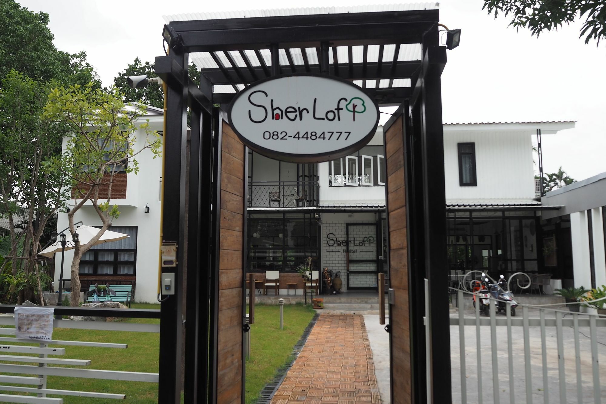 Sherloft Home & Hostel Chiang Mai Dış mekan fotoğraf
