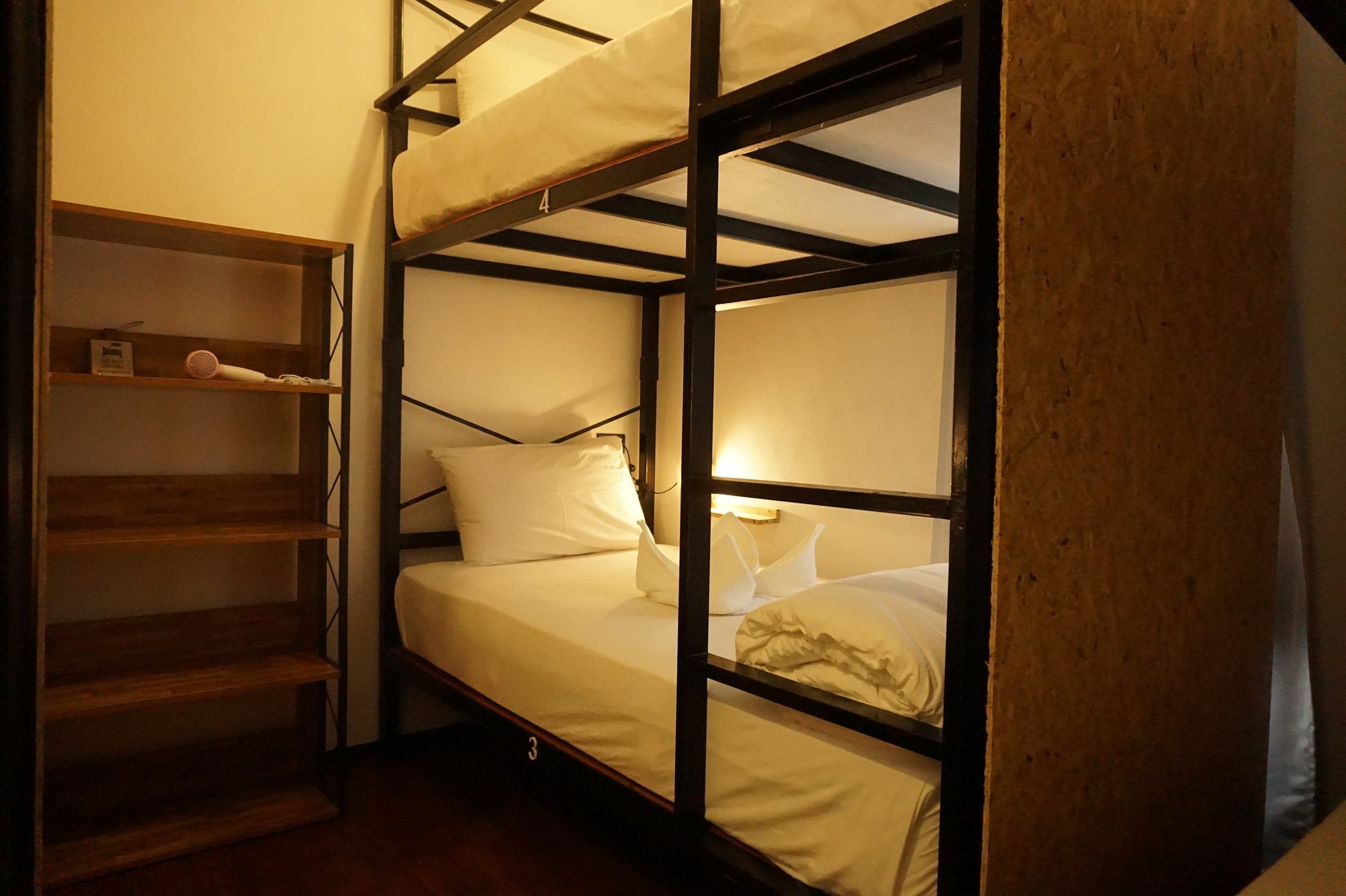 Sherloft Home & Hostel Chiang Mai Dış mekan fotoğraf
